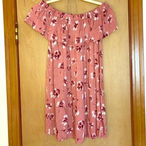 Women’s off the shoulder floral dress